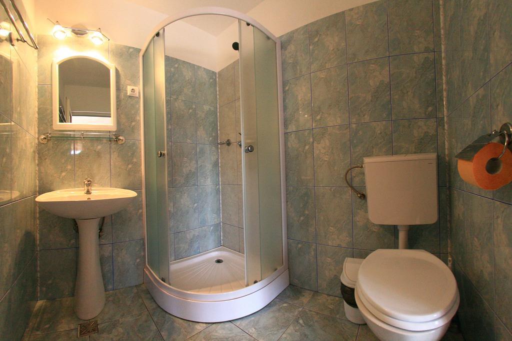 Casa Nelu Pescaru Hotel Mahmudia Ngoại thất bức ảnh