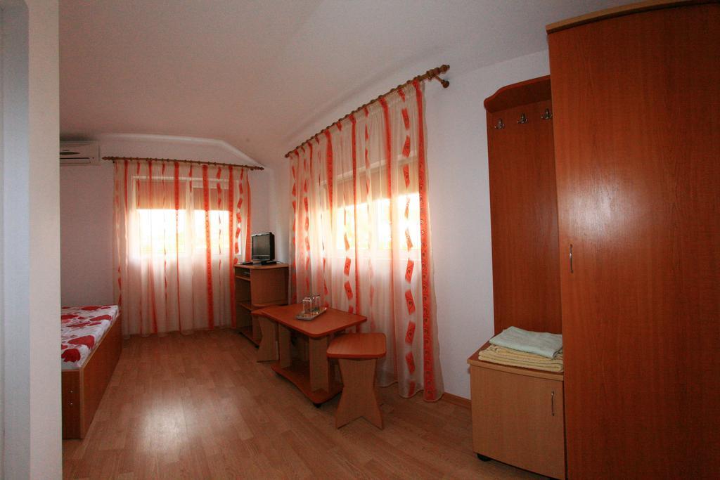 Casa Nelu Pescaru Hotel Mahmudia Ngoại thất bức ảnh